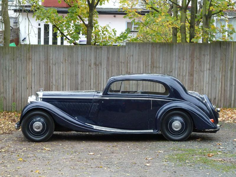 Bentley 4.25 litre with pillarless coachwork by Gurney Nutting at H&H Chateau Impney Christmas Gala Auction